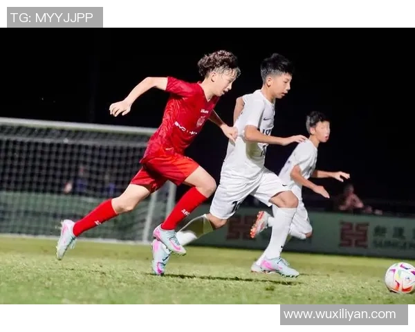 杭州足球队速度提升之路：从青训到职业联赛的全景探讨